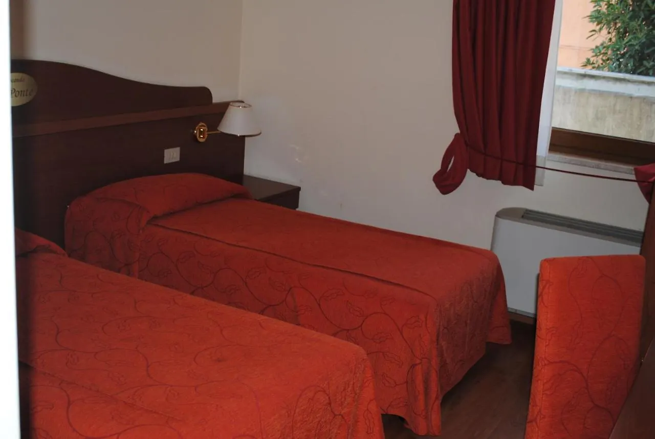 Alloggio Al Ponte Castelgomberto Mini-hôtel